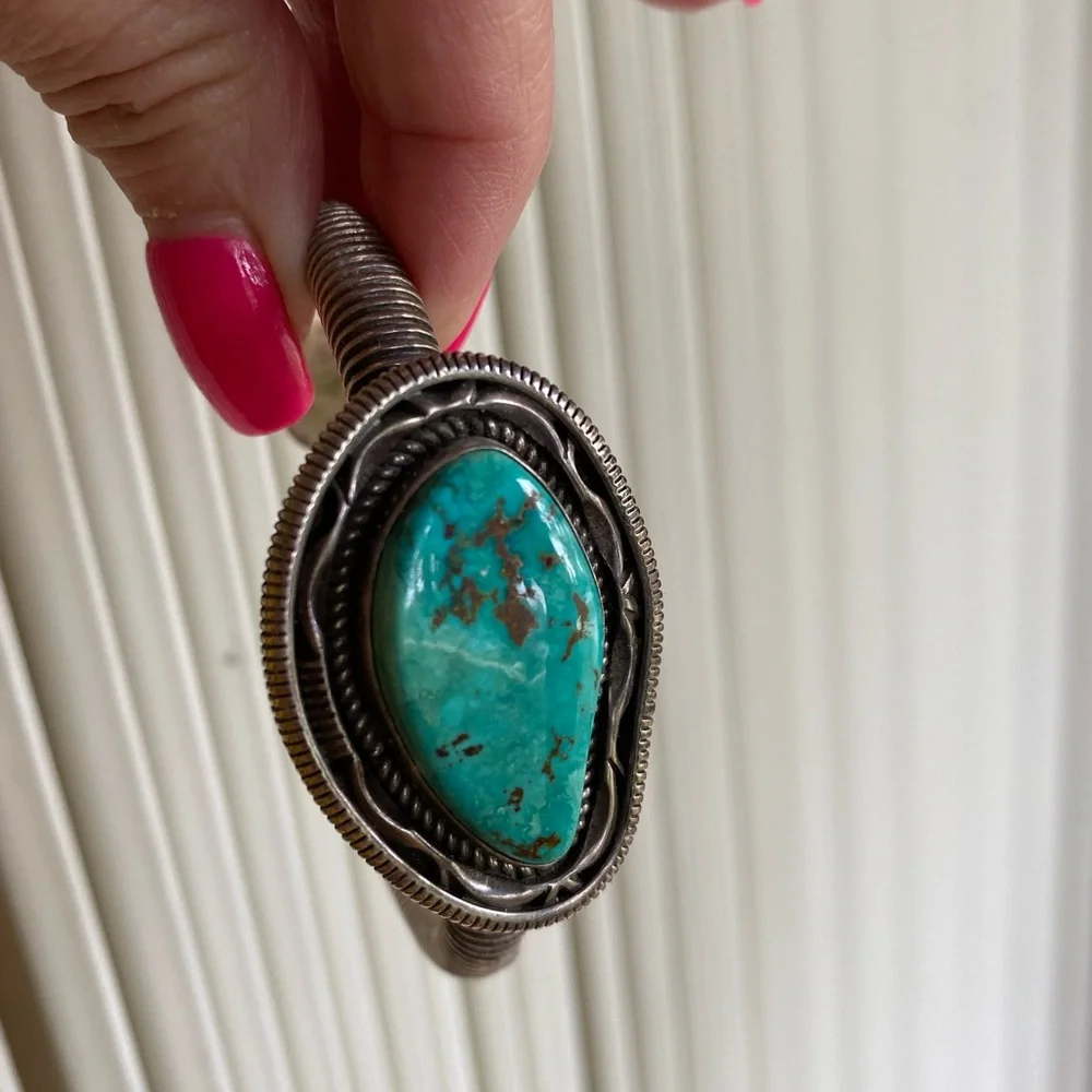 Artie Yellowhorse silver & turquoise bracelet - Picture 5 of 7